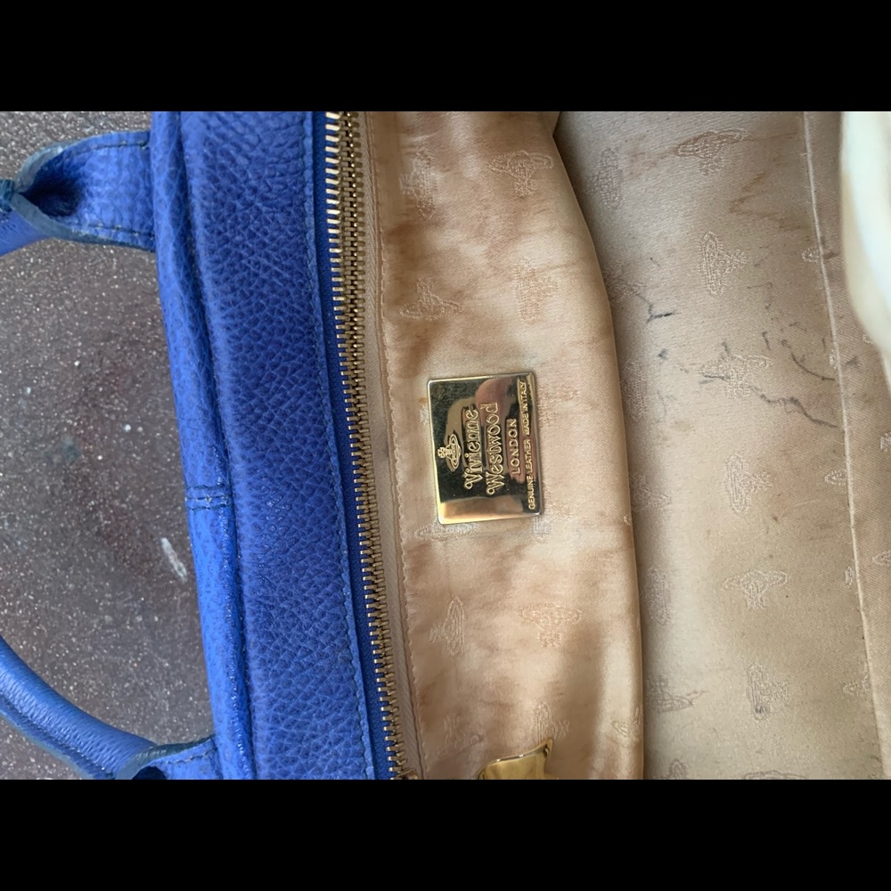 Vintage Vivienne Westwood medium blue tote! - Picture 4 of 5